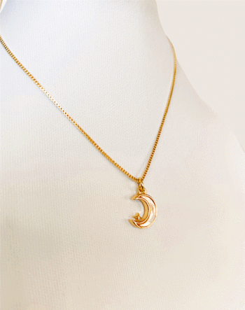 Collar bañado en Oro (Modelo Moon nácar)